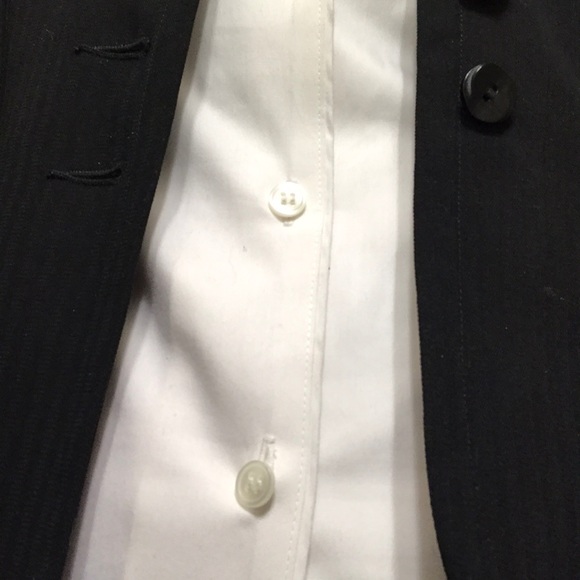 Blazer - Picture 6 of 7